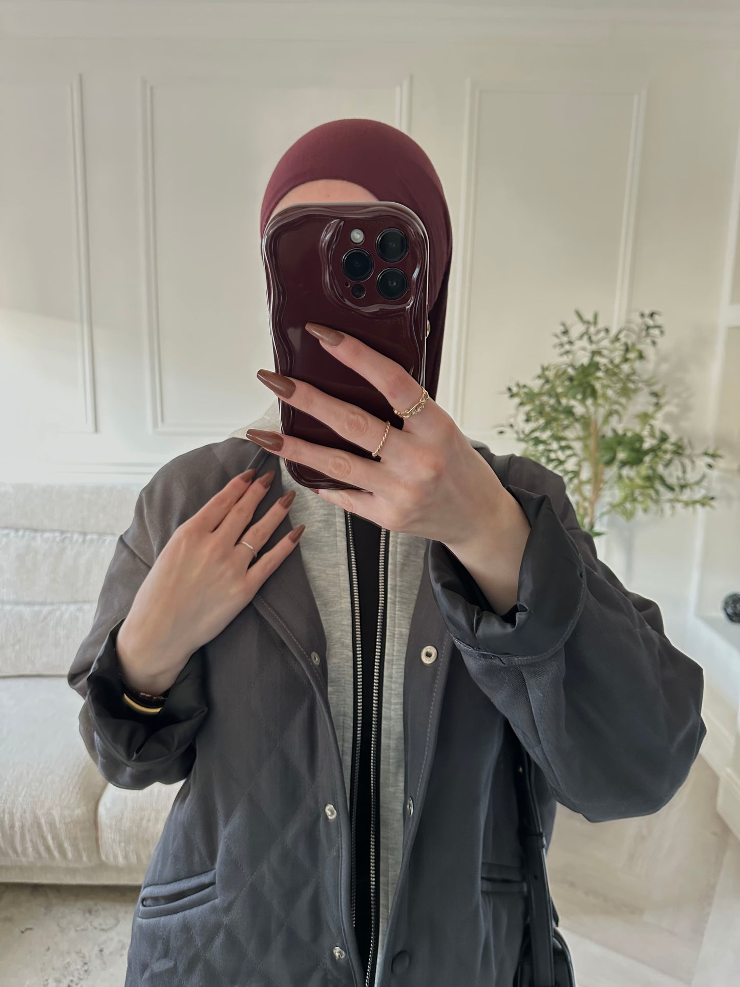 Veste matelassée avec capuche intégrée | Grise