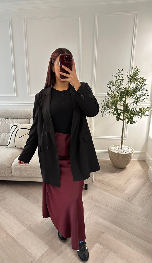 Longue jupe en satin | Bordeaux
